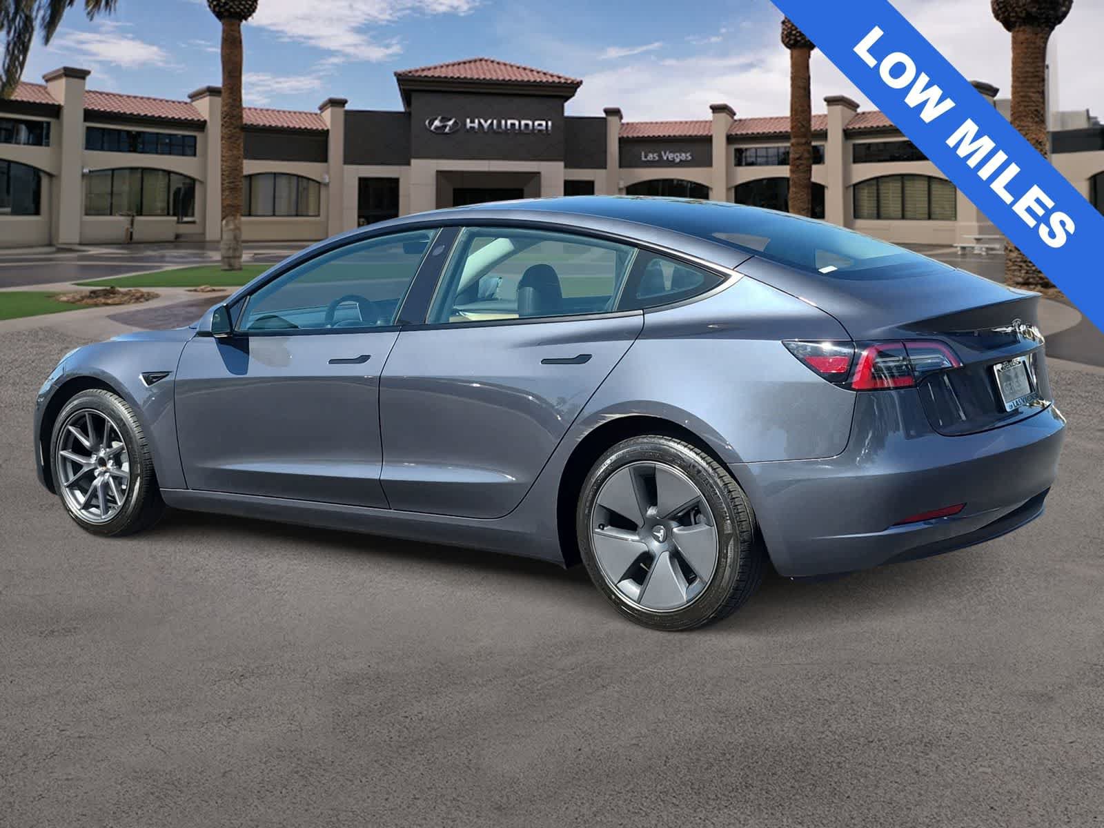 Used 2023 Tesla Model 3 Standard Range RWD image 6