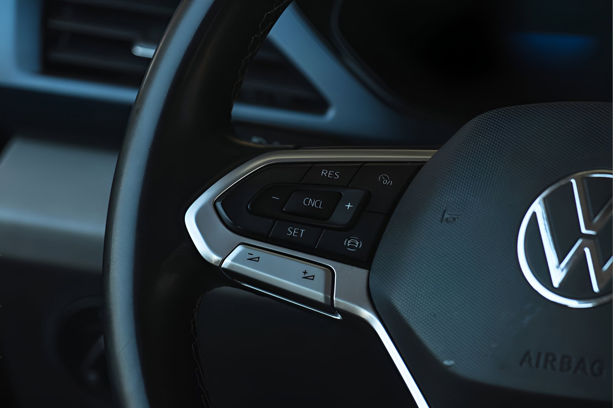 Used 2022 Volkswagen Taos SE FWD image 31