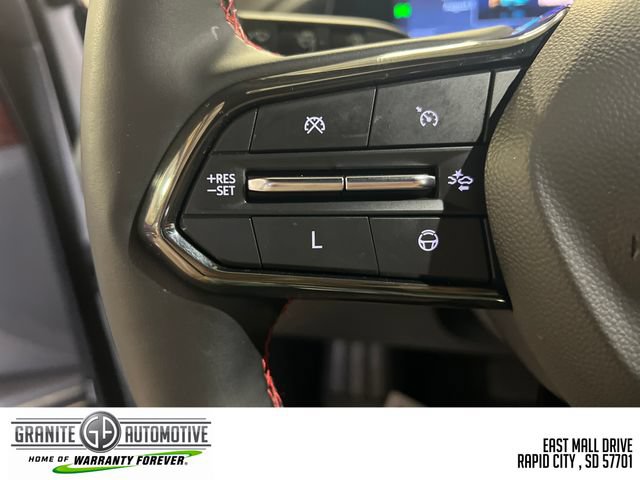 Used 2024 Chevrolet Traverse RS AWD/4WD image 33