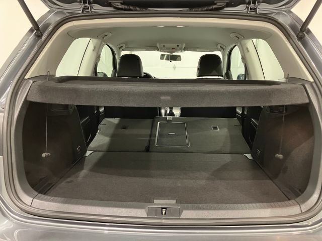 Used 2015 Volkswagen Golf S FWD image 40