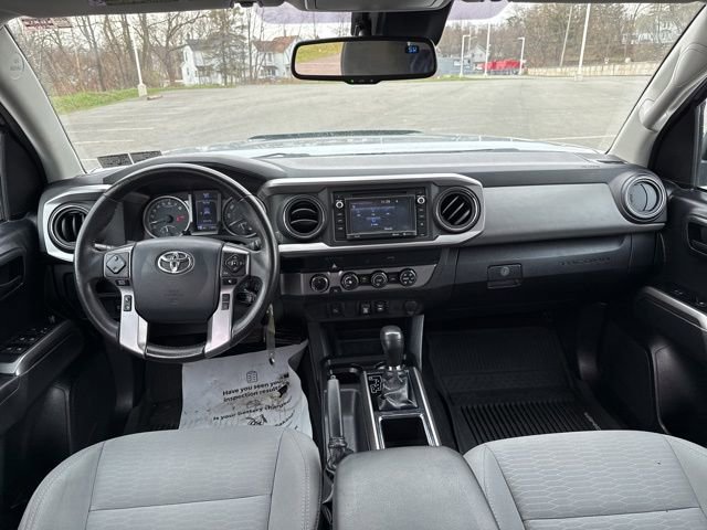 Used 2019 Toyota Tacoma SR5 image 16
