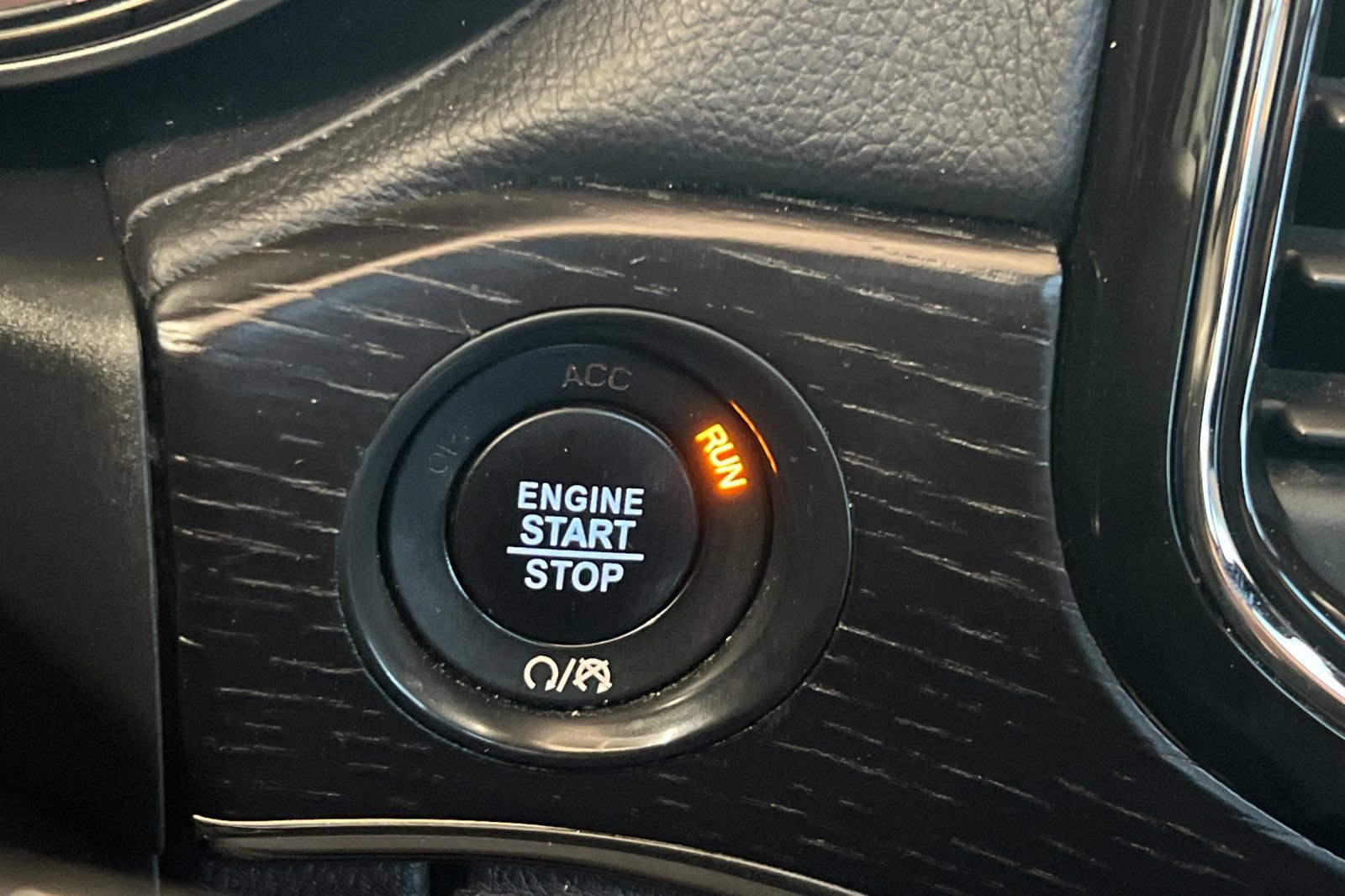 Used 2021 Jeep Grand Cherokee High Altitude AWD/4WD image 24