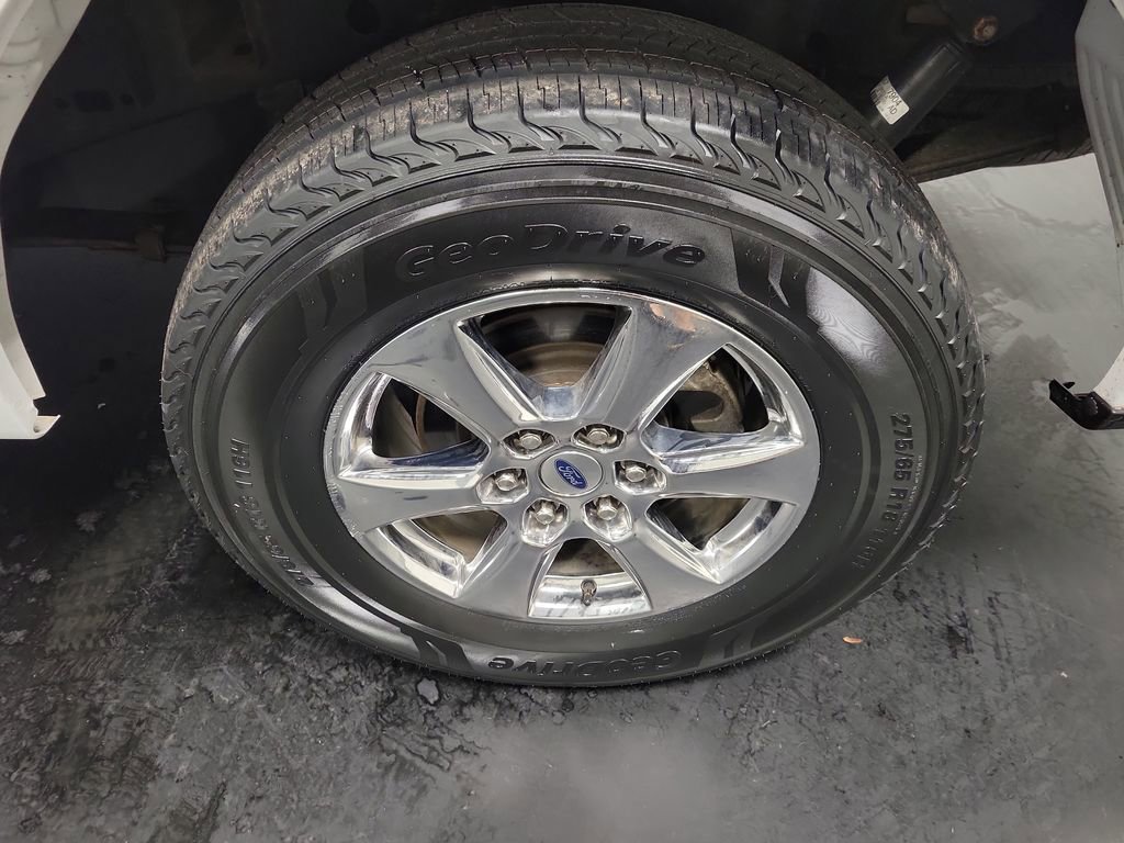 Used 2019 Ford F150 XLT w/ Equipment Group 301A Mid RWD image 12