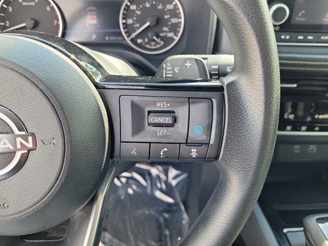 Used 2023 Nissan Rogue SV FWD image 23