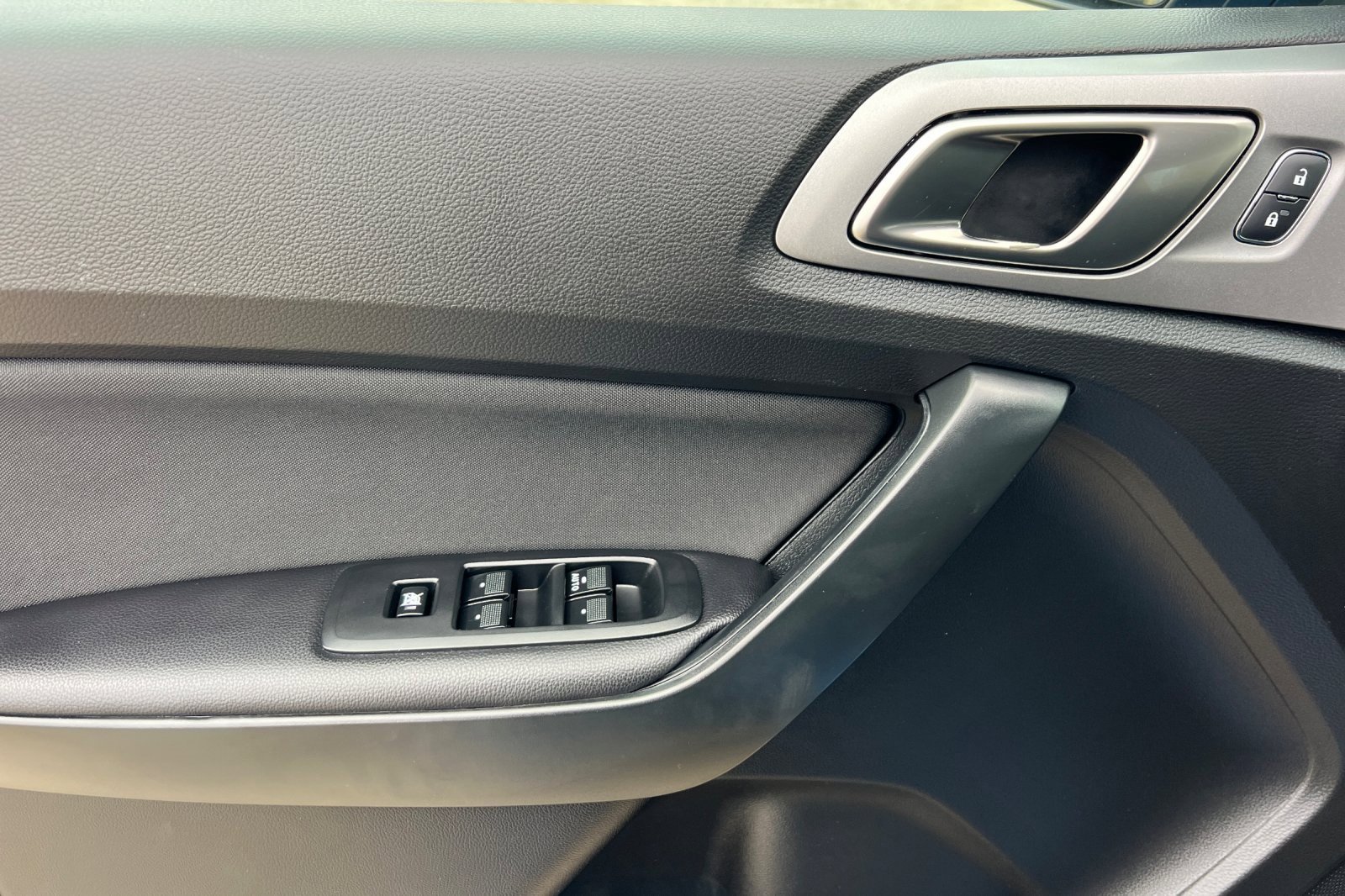 Certified 2021 Ford Ranger XLT w/ Equipment Group 301A Mid image 12