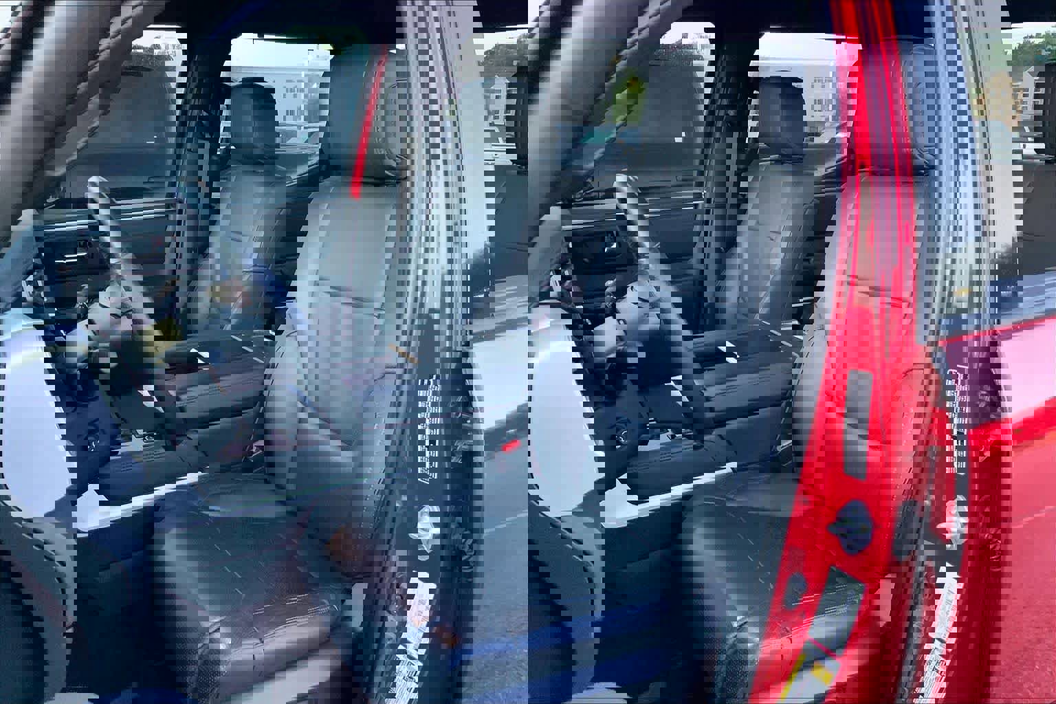 Used 2022 Toyota Tundra Platinum w/ Advanced Package image 8