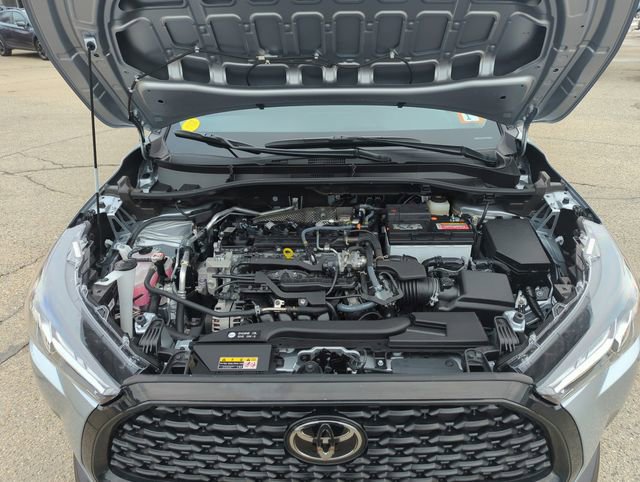 Used 2024 Toyota Corolla Cross LE image 27