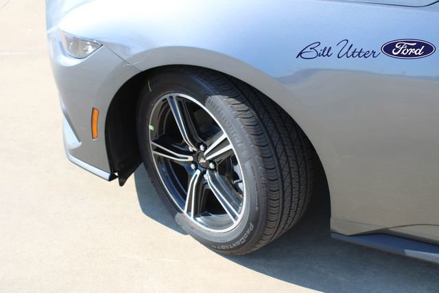 New 2025 Ford Mustang Coupe image 5