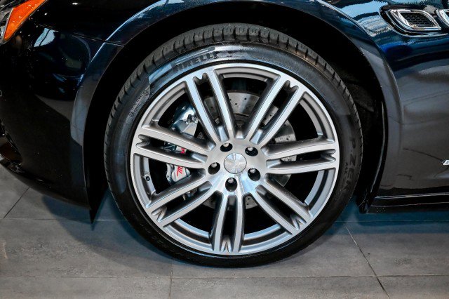 Used 2018 Maserati Quattroporte S GranLusso Q4 AWD/4WD image 46