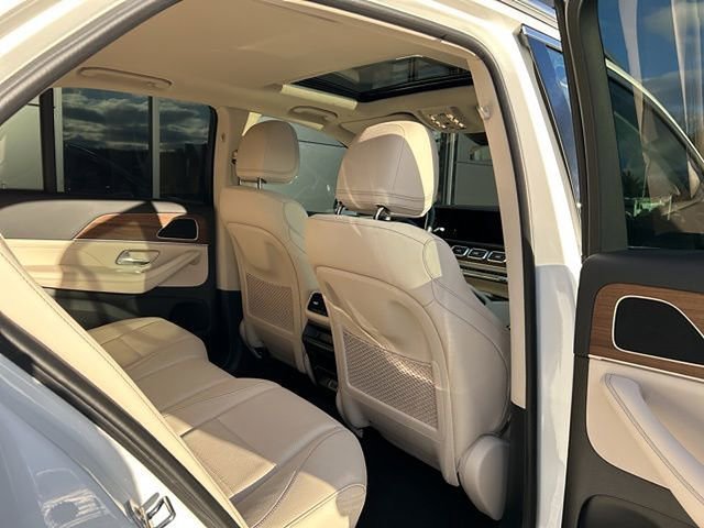 Certified 2025 Mercedes-Benz GLE 350 4MATIC image 17