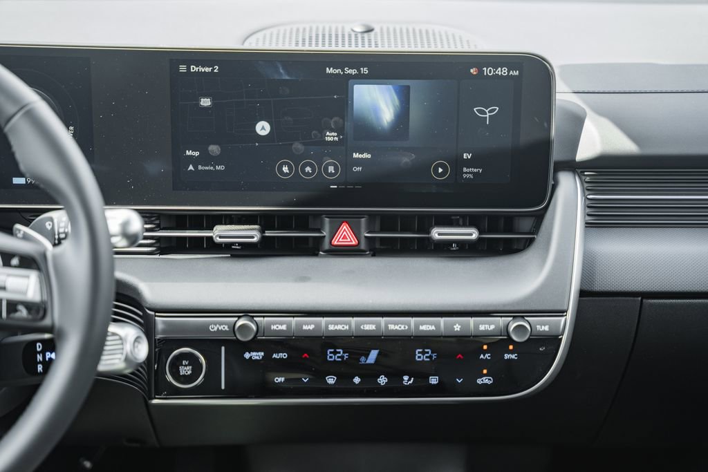 New 2025 Hyundai Ioniq 5 SEL image 19