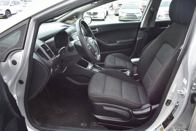 Used 2016 Kia Forte LX image 13