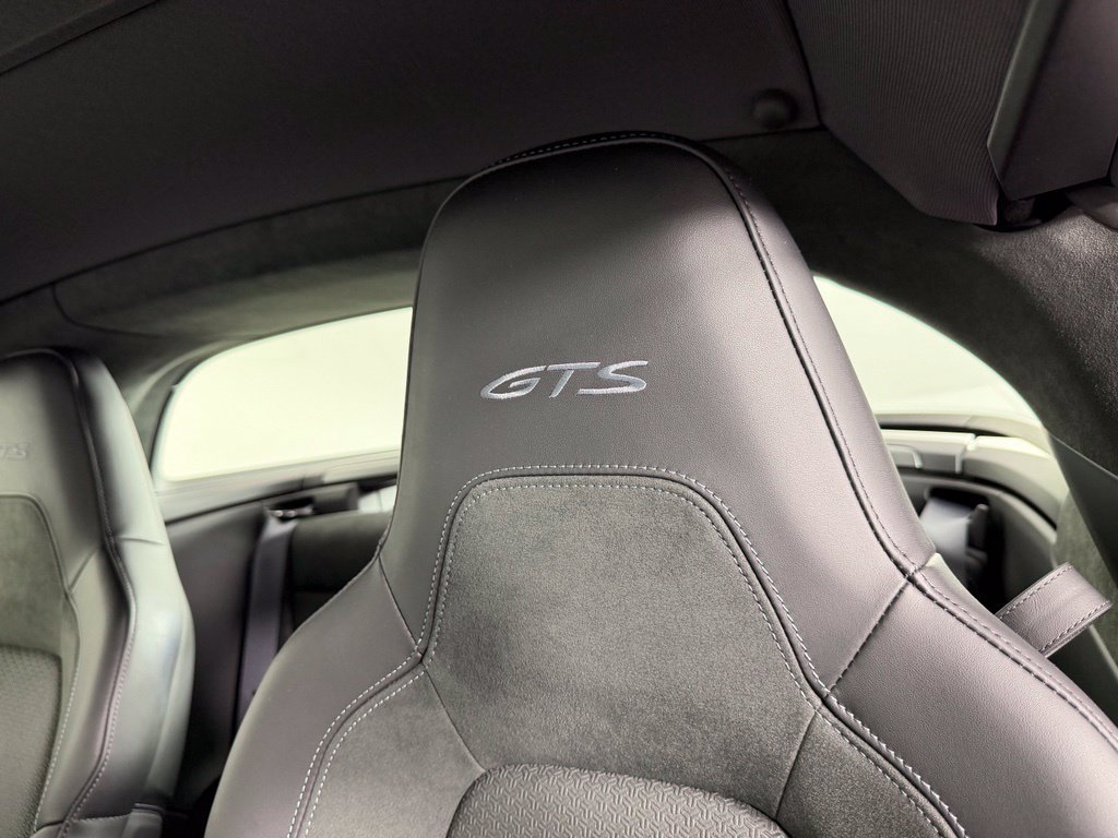 Certified 2026 Porsche 911 Targa 4 GTS AWD/4WD image 22