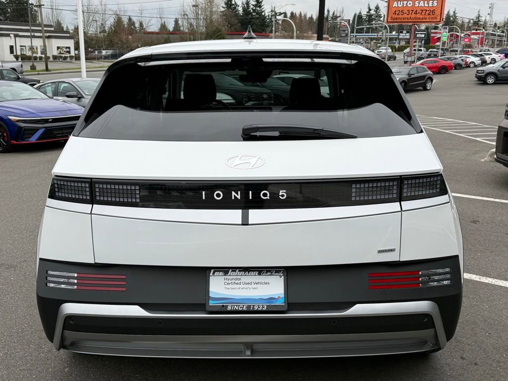 Certified 2025 Hyundai Ioniq 5 SE image 4