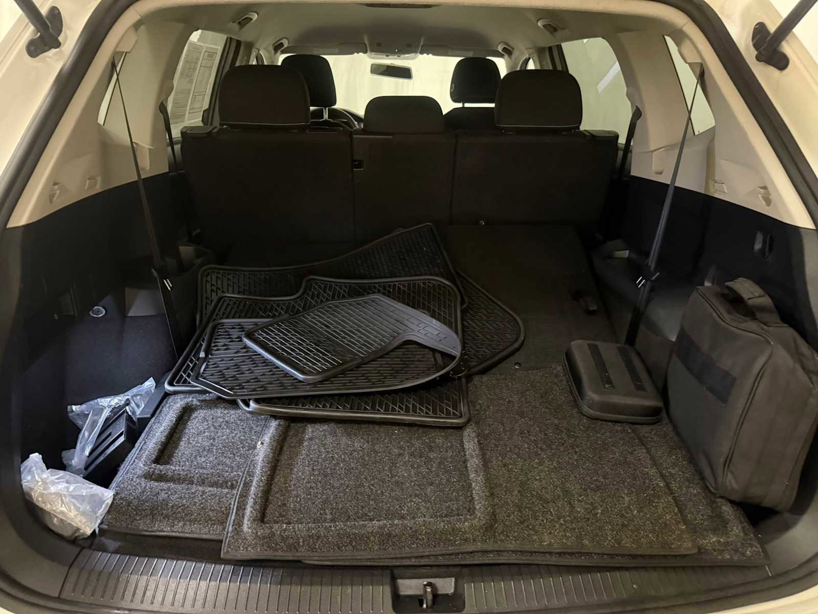 Certified 2022 Volkswagen Tiguan S FWD image 24