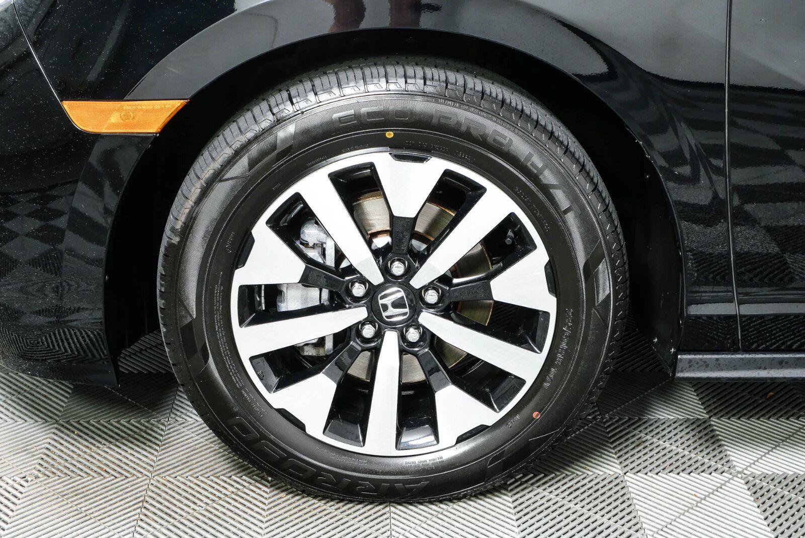 Used 2025 Honda Odyssey EX-L image 5