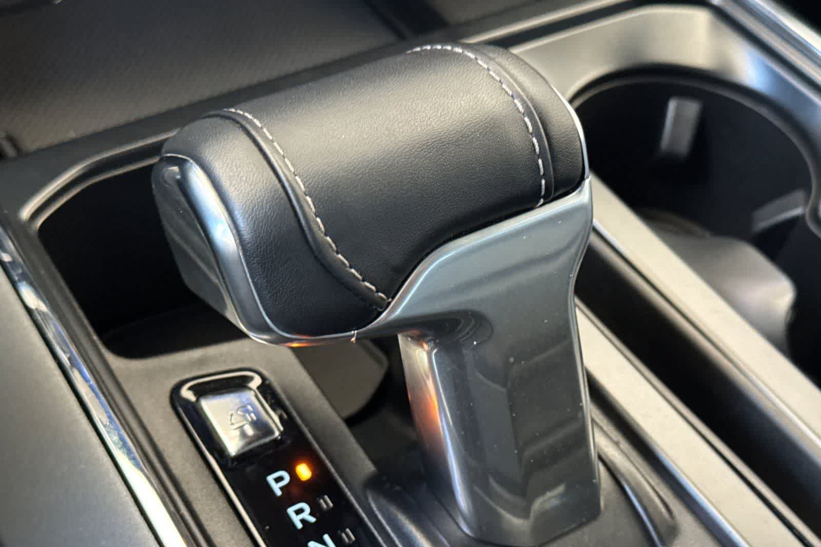 Used 2023 Ford F150 Lightning XLT AWD/4WD image 23