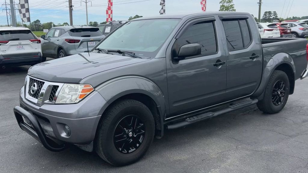 Used 2019 Nissan Frontier SV image 4