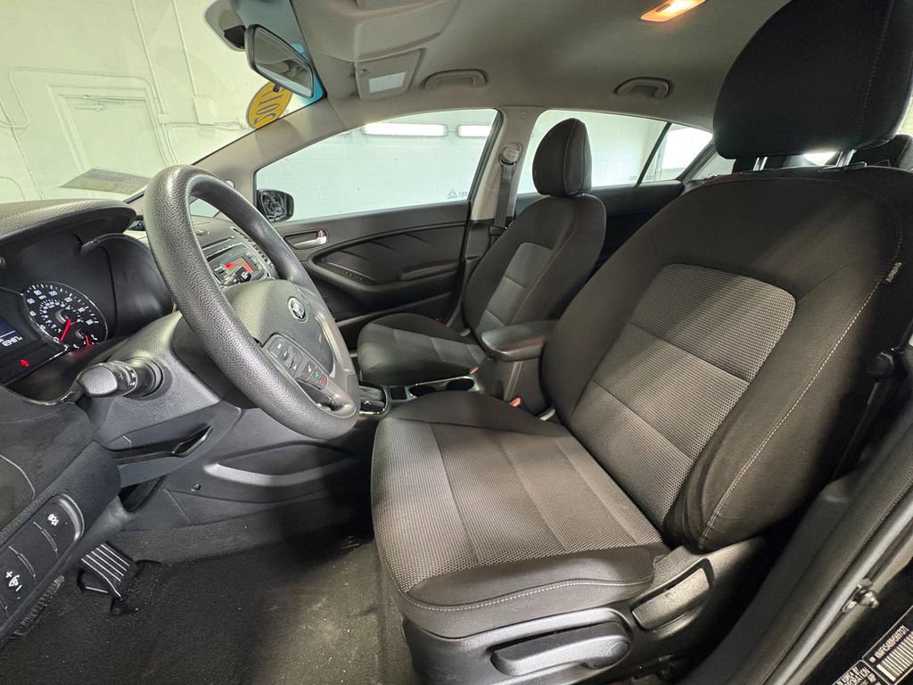 Used 2017 Kia Forte LX FWD image 13