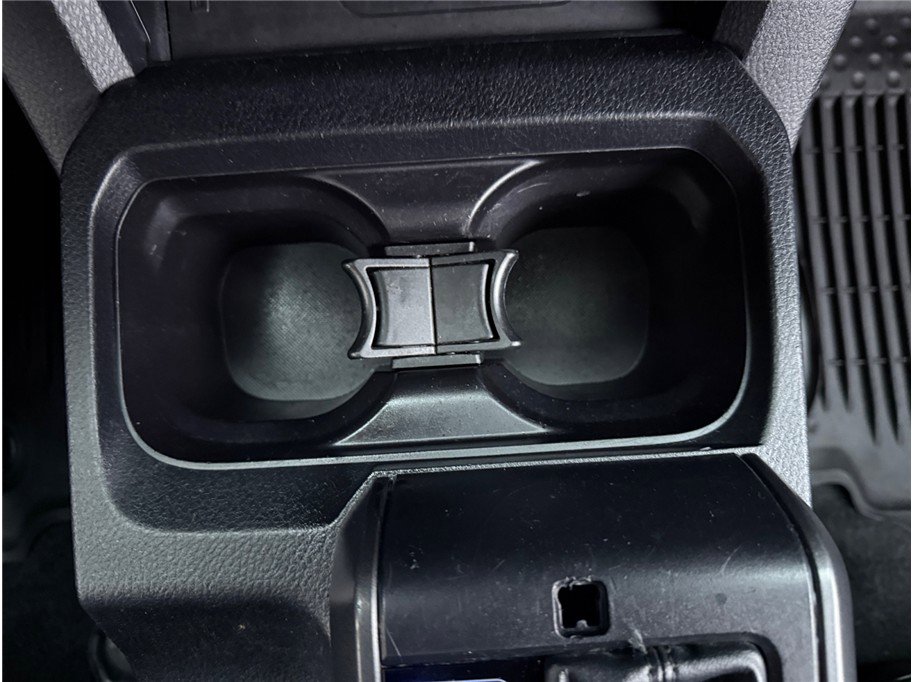 Used 2016 Toyota Tacoma TRD Sport w/ Towing Package AWD/4WD image 22