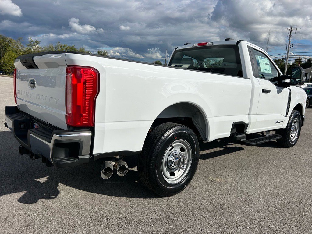 Used 2024 Ford F350 XL w/ XL Driver Assist Package image 4