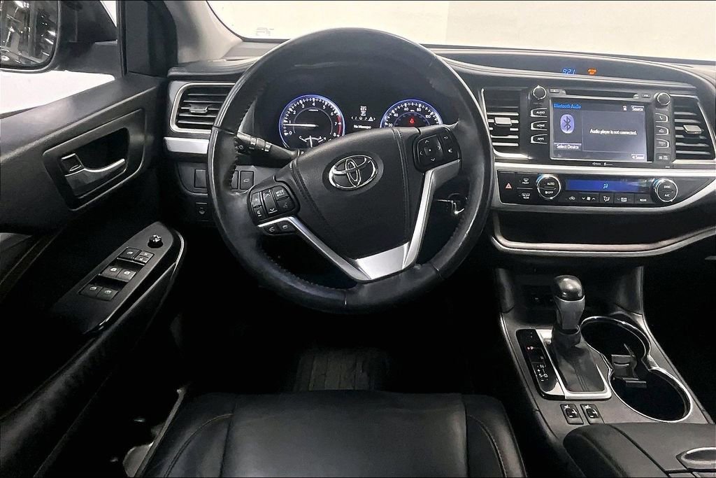 Used 2015 Toyota Highlander XLE image 7