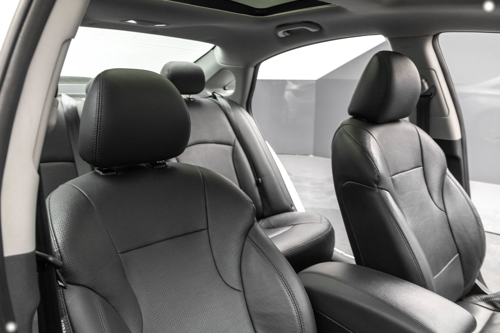 Used 2014 Hyundai Sonata Limited w/ Technology Package 05 image 40