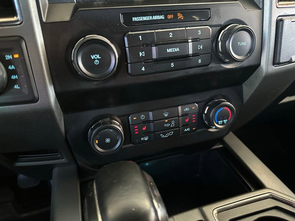 Used 2019 Ford F150 Raptor w/ Equipment Group 801A Mid image 25