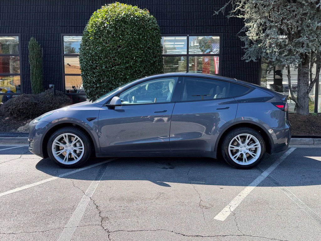 Used 2023 Tesla Model Y Long Range AWD/4WD image 12