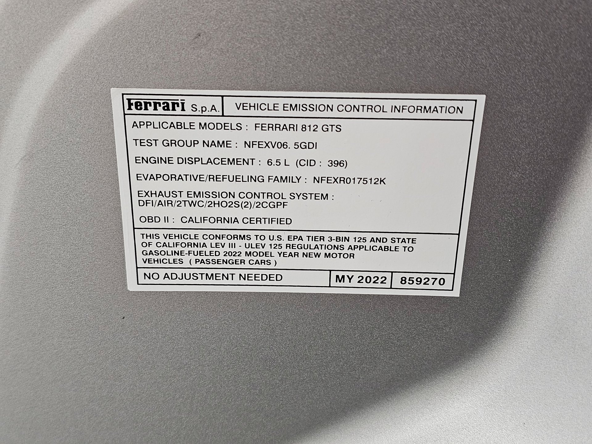 Used 2022 Ferrari 812 GTS image 25