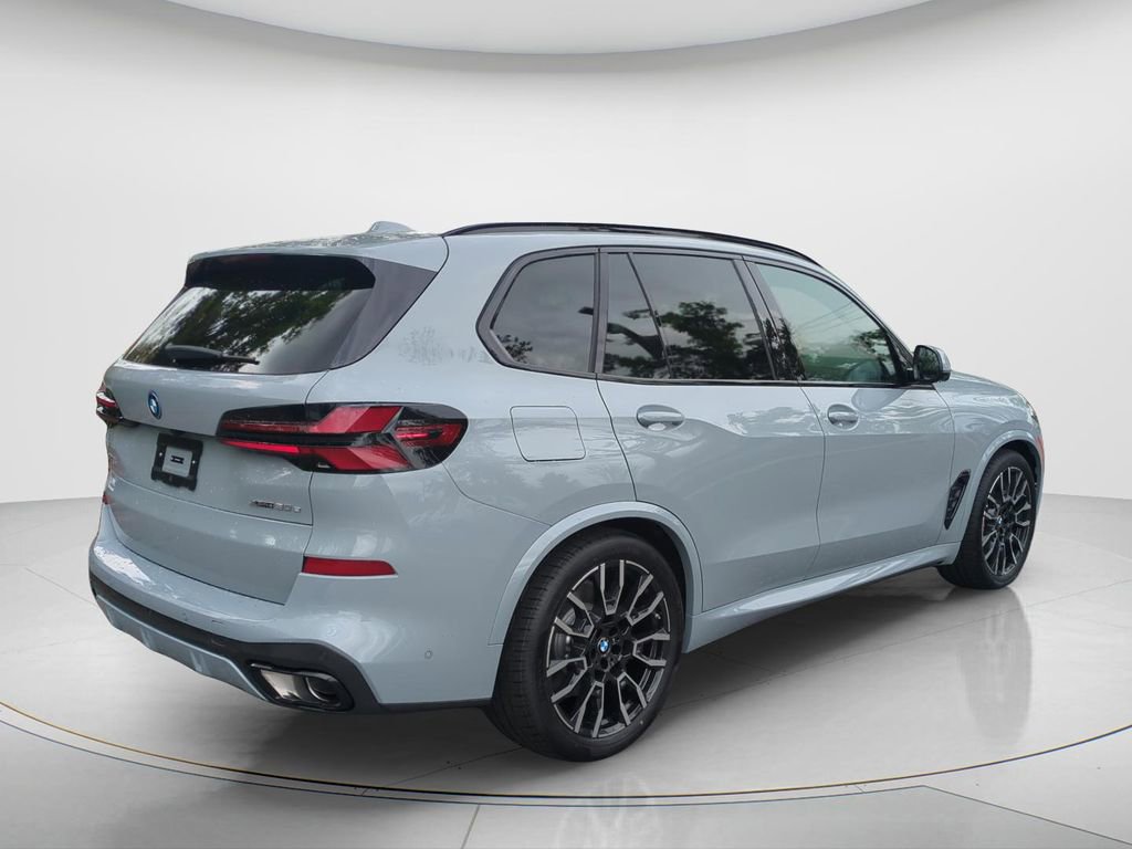 New 2026 BMW X5 xDrive50e image 12
