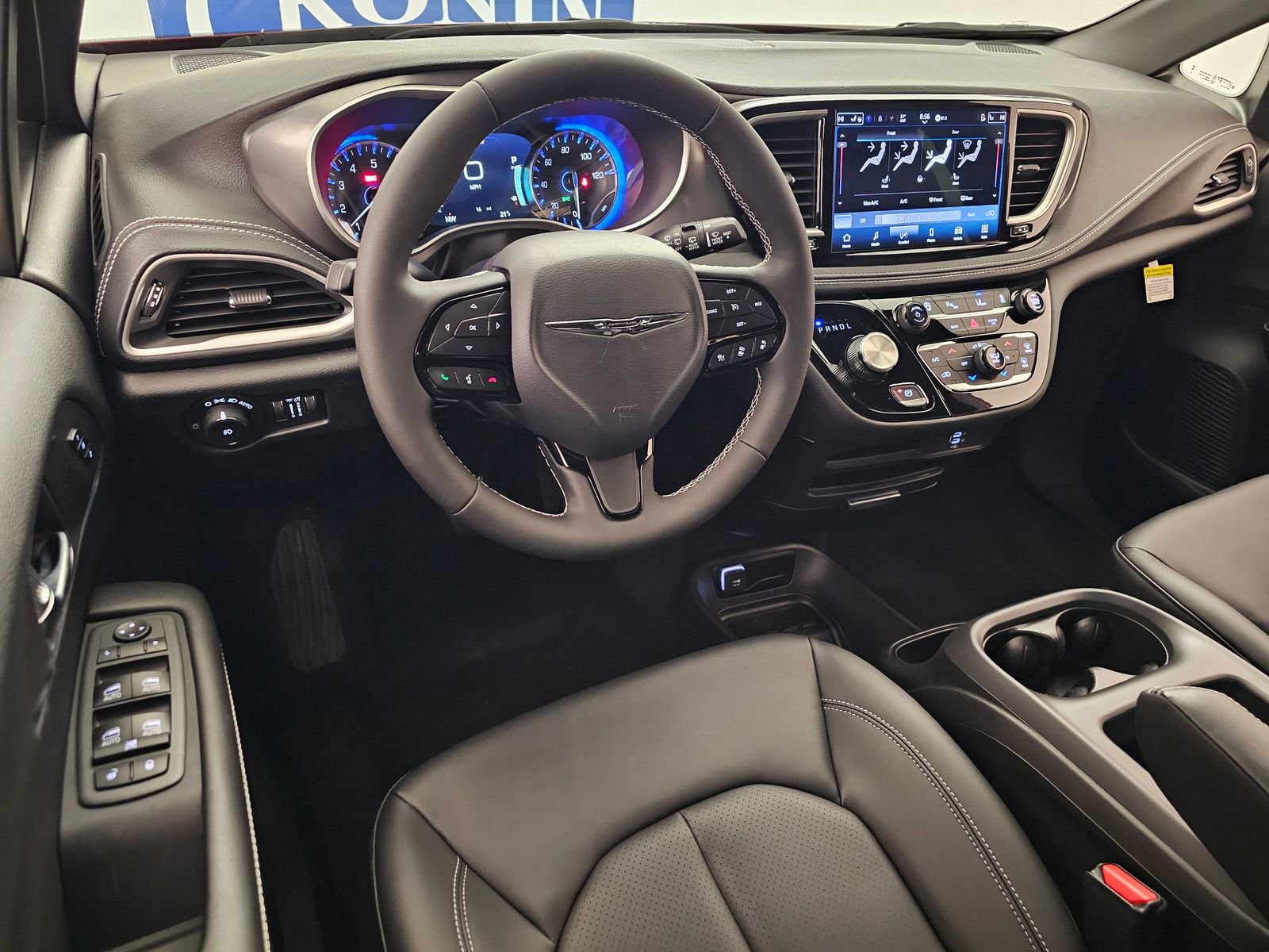 New 2026 Chrysler Pacifica Select image 13