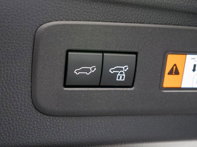 Used 2025 Toyota Land Cruiser w/ Premium Package image 44