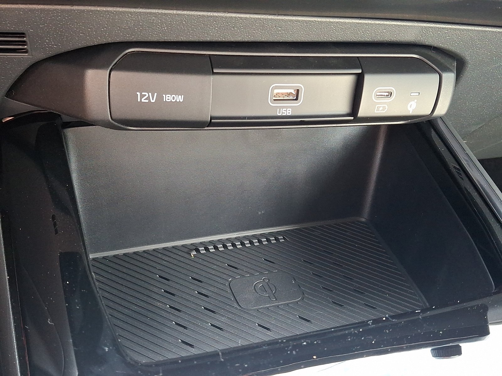 New 2026 Kia Niro EX FWD image 15