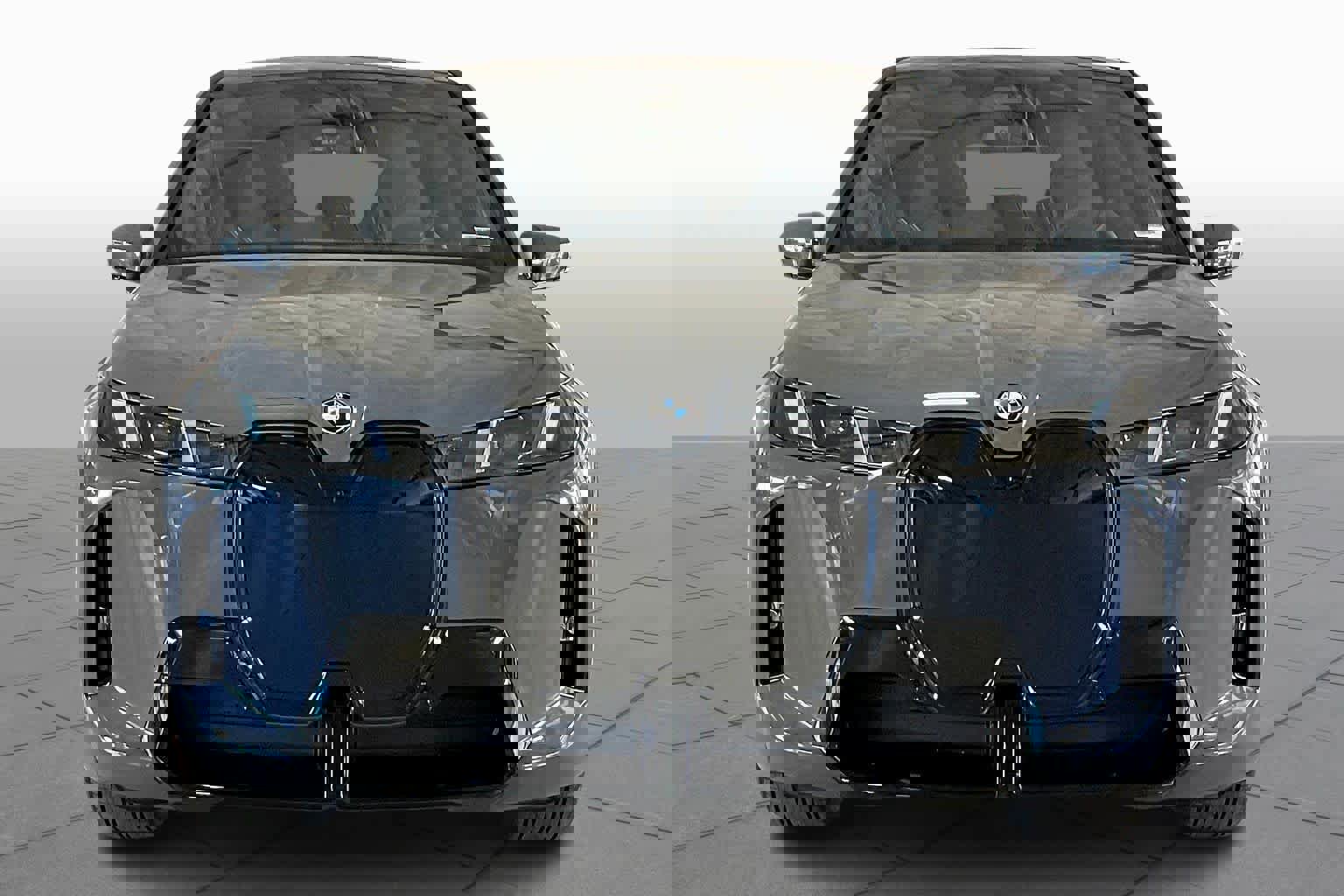 New 2026 BMW iX xDrive60 w/ M Sport Package image 3