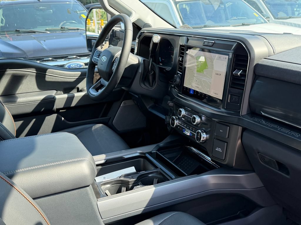 New 2026 Ford F250 Lariat w/ Black Appearance Package AWD/4WD image 21