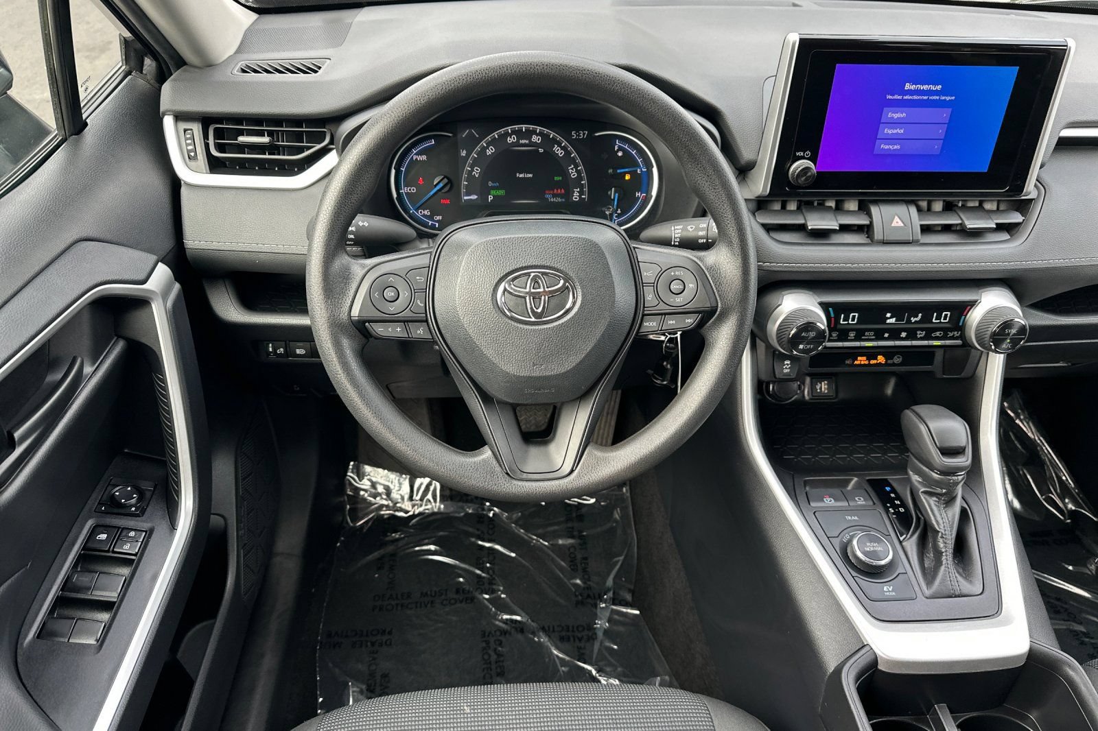 Used 2024 Toyota RAV4 LE AWD/4WD image 16