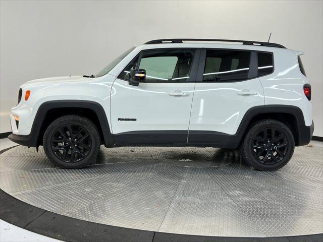 Certified 2022 Jeep Renegade Altitude w/ Sun/Sound Group image 4