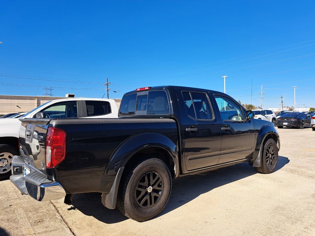 Used 2019 Nissan Frontier SV image 5
