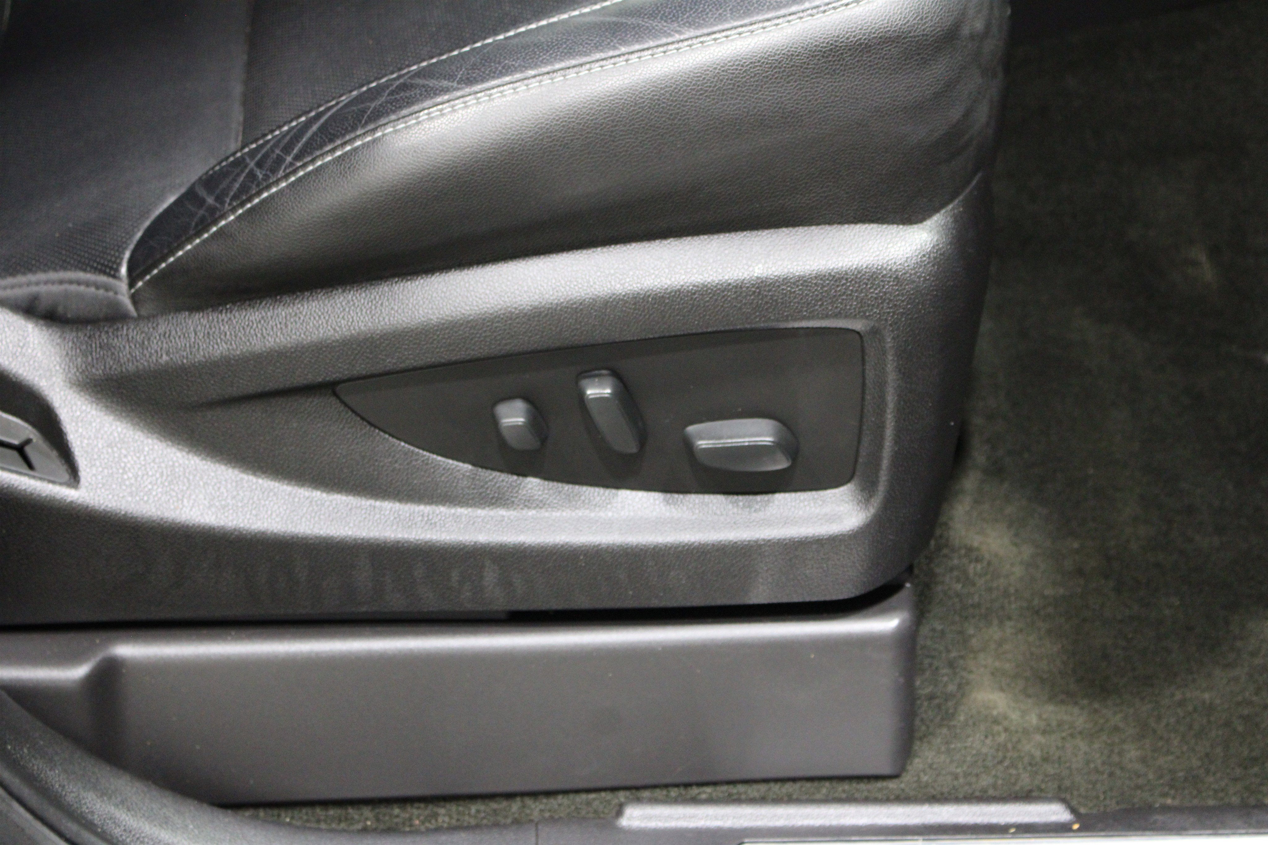 Used 2017 GMC Yukon SLT RWD image 31