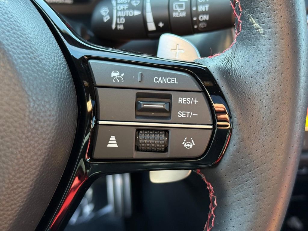 Certified 2025 Acura ADX A-Spec image 18