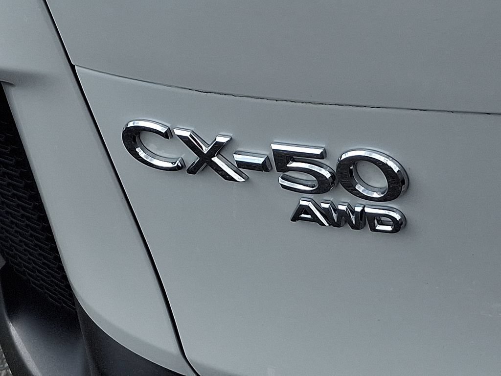 Used 2025 MAZDA CX-50 AWD 2.5 Hybrid w/ Premium Pkg image 32