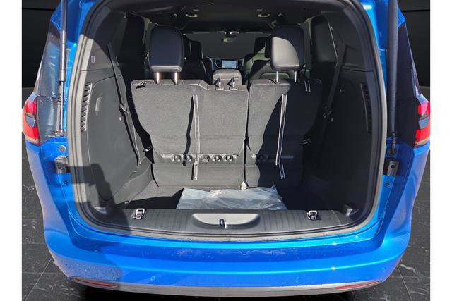 New 2026 Chrysler Pacifica Select w/ S Appearance Package image 13