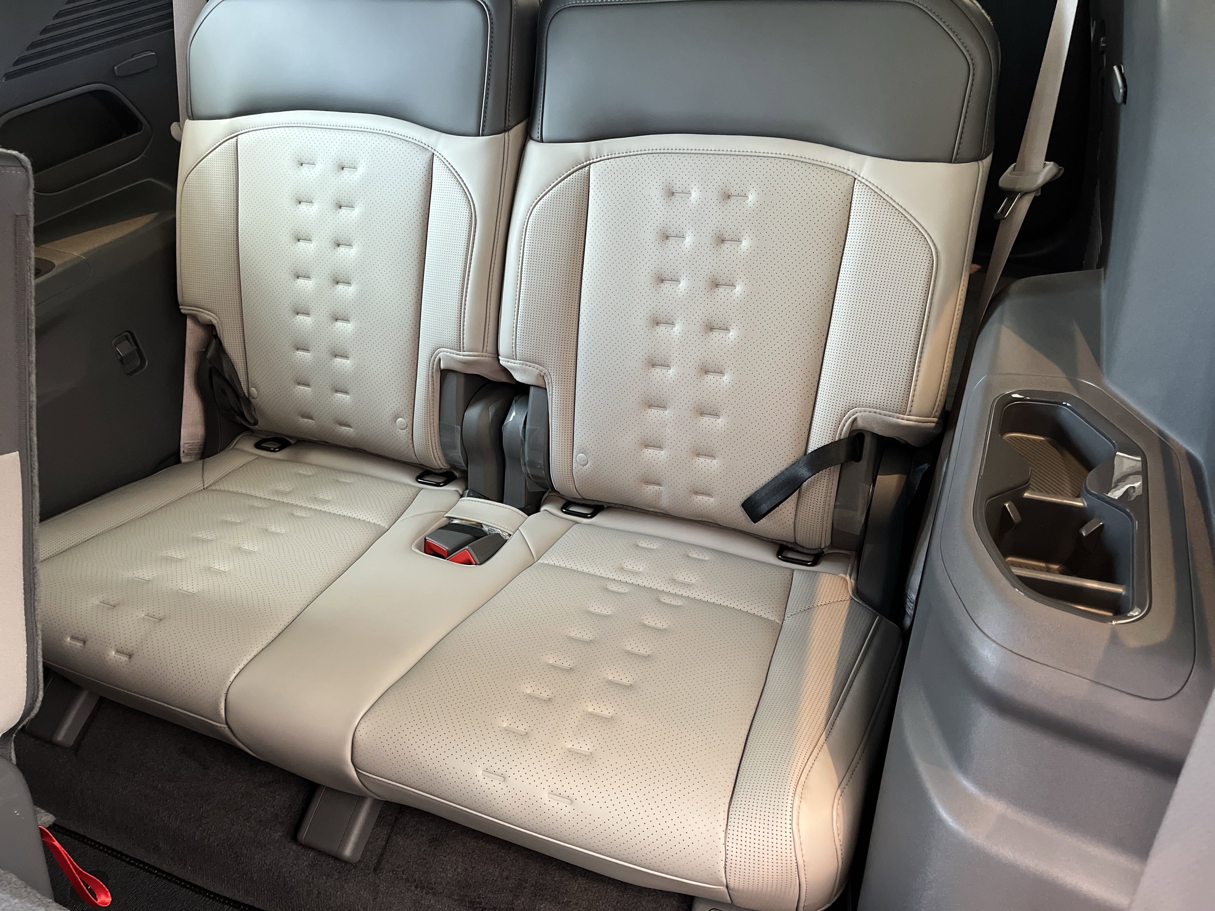 New 2026 Kia EV9 Wind image 22