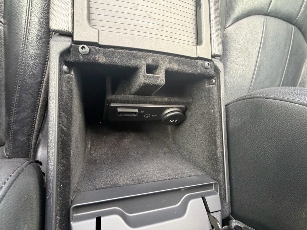 Used 2019 Land Rover Range Rover Evoque SE image 21