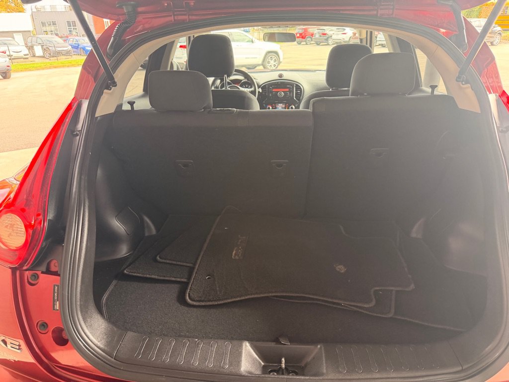 Used 2012 Nissan Juke SV AWD/4WD image 13