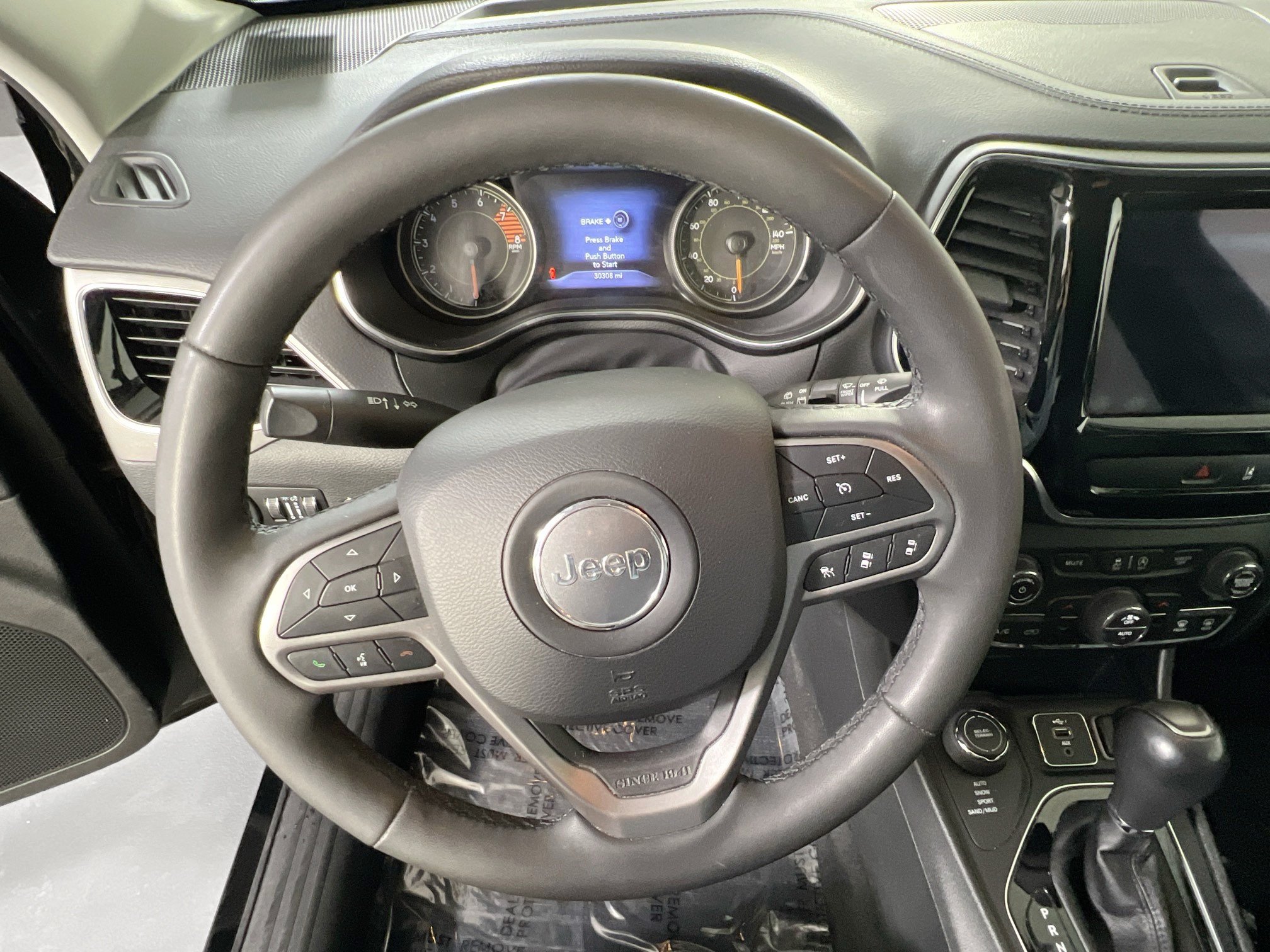 Used 2022 Jeep Cherokee Limited AWD/4WD image 11