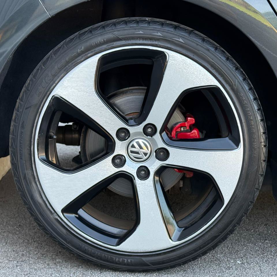 Used 2016 Volkswagen GTI SE w/ Lighting Package (SEL) FWD image 24