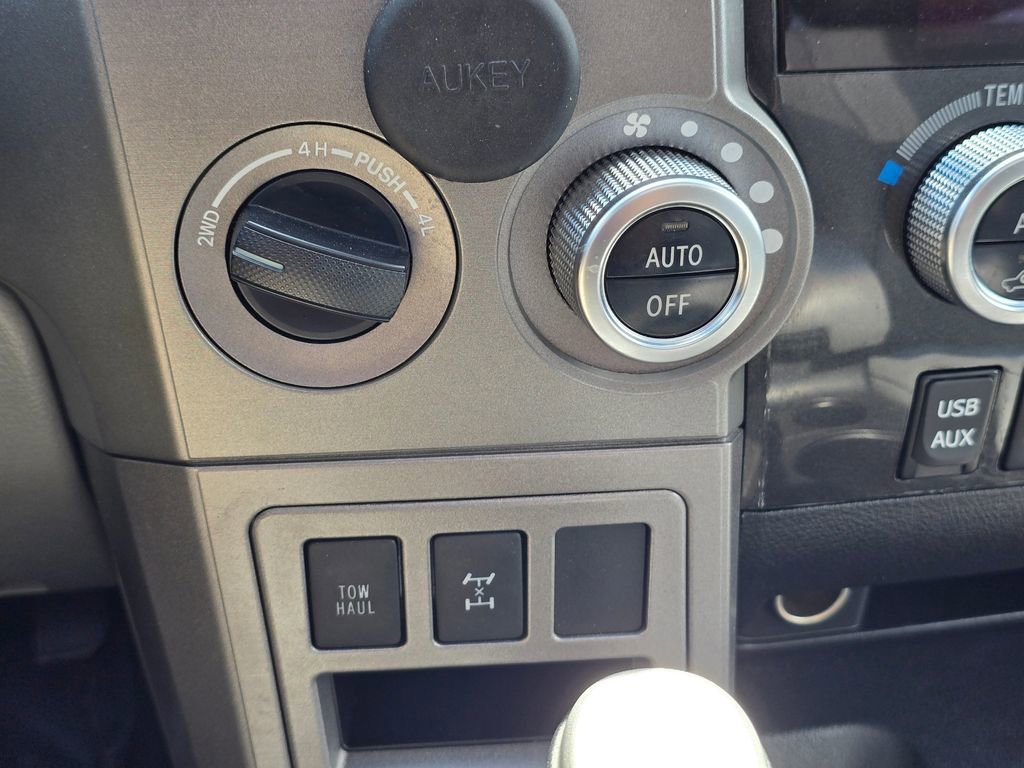 Used 2016 Toyota Sequoia Limited image 32