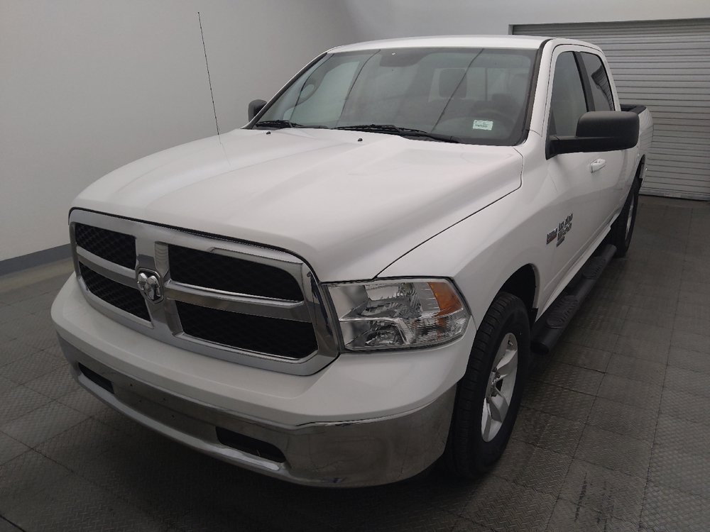 Used 2020 RAM 1500 Classic SLT AWD/4WD image 15
